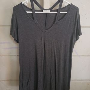 FREE KISSES| Womens L Gray Tee